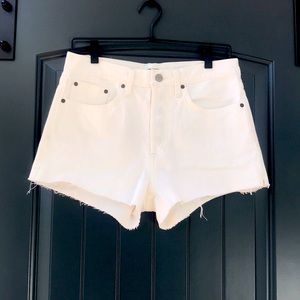 Denim Forum white Jean short